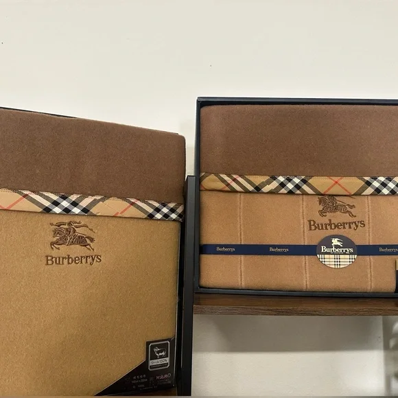 Burberry Tan and Beige Scarves - Picture 1 of 4